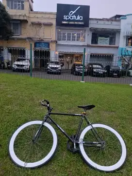 sepeda fixie tsunami