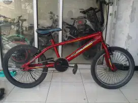 Sepeda bmx uk 20 bekas