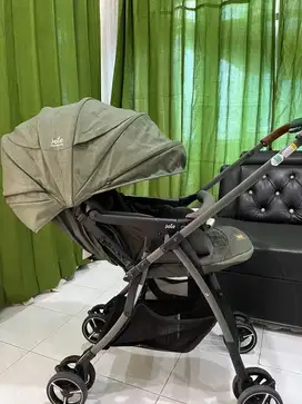Di jual cepat Stroller Bayi Joie Baggi 4WD signature