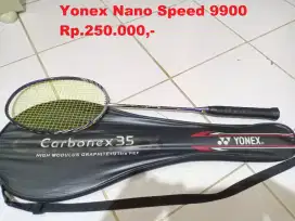 Dijual raket badminton Yonex NanoSpeed & raket tenis Wilson BladeComp