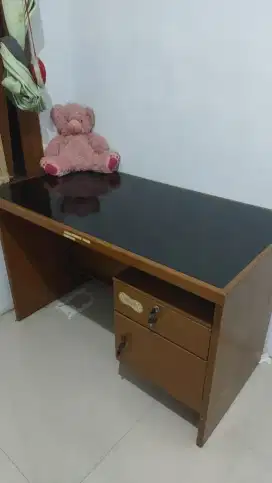 Bundling Meja & kursi