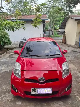 Toyota Yaris 1.5 E AT 2013