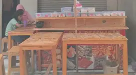 3 Meja Kondisi masih Bagus