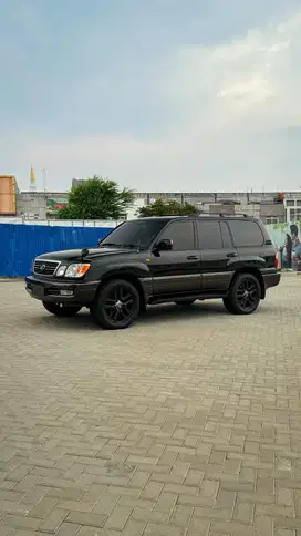 2002 Lexus LX470 AT Bensin - CBU Japan Spec (not Cygnus)