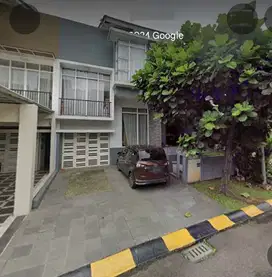 Rumah Moder Dijual Cepat Di Cluster Kebayoran Bintaro RR-14357