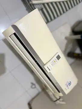 AC 1 2 pk Midea Hemat listrik Ciputat Tangsel