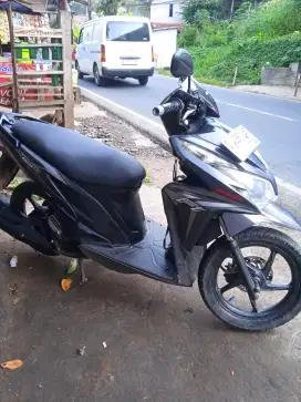 Jual motor Vario 125 kzr