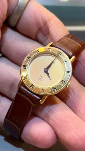 Jam Gucci 3001 L