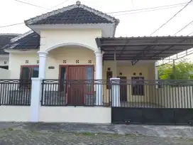 Dijual cepat 550jt nego