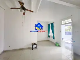 Kota Wisata cibubur , Harga Miring siap huni , tersedia area Backyard