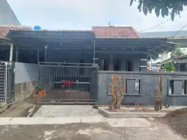 Rumah siap huni di komplek banyu biru ciwastra bandung SHM