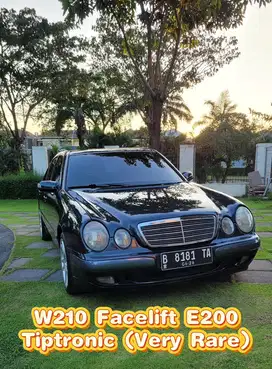 Mercedes-Benz E200 2000 Bensin