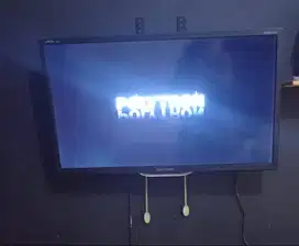 TV Polytron 32 Xcel LED Multimedia+Bracket+Speaker