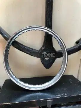 Velg kaleng jari jari 18 x 215 made in italy