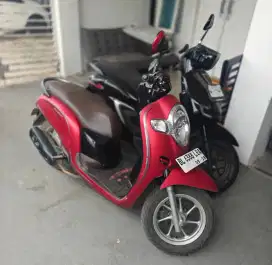 Honda Scoopy 2018 merah