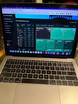 MACBOOK PRO 2017 13 inch