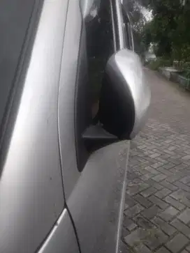 Daihatsu Luxio 2011 Bensin