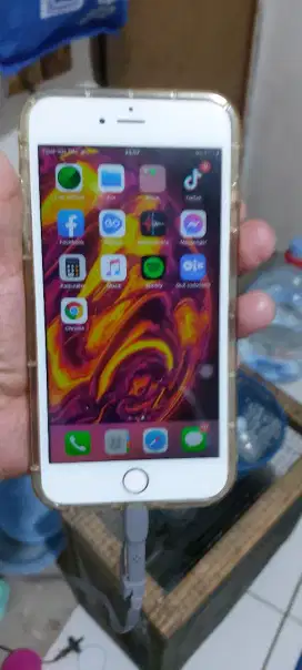 Iphone 6 plus ,, 128 gb all operator