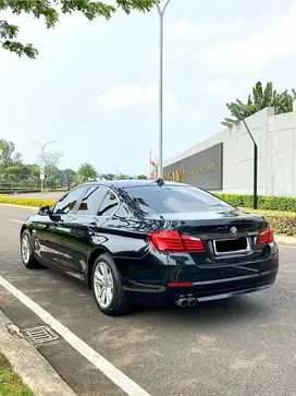 BMW F10 520i 2.0 A/T 2012 KM LOW !!