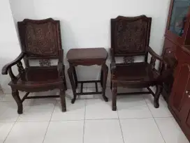 Kursi  / Meja Antik dari Kayu buatan China