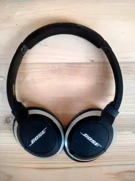 Bose OE2 Audio On-Ear Wired Headphones Earphones with Case Black