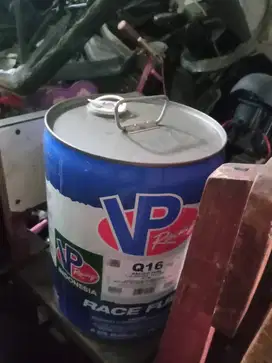 VP Q16 Bahan bakar
