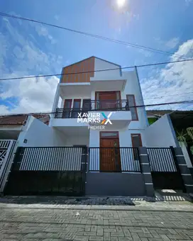 Dijual Rumah 2 Lantai Baru Jalan Cakalang Blimbing – Hanya 960 Juta!