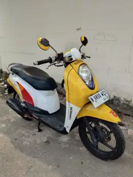 Bissmillah dijual motor Honda Scoopy karbu 2012
