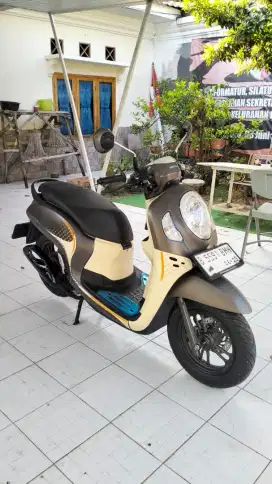 Bismillah dijual motor Honda Scoopy SE 2024