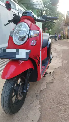 Honda Scoopy 2018 (Donat)