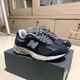 New Balance 2002R Vintage Navy Grey