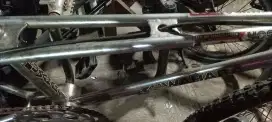 Sepeda bmx kuwahara