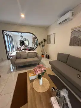 Dijual Rumah KBP Kota Baru Parahyangan Full Furnished + Kolam Renang
