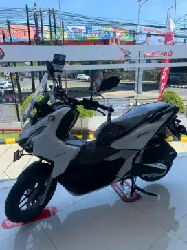 HONDA ADV 160 CBS