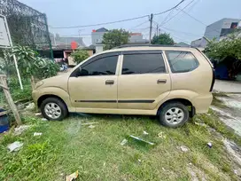 Daihatsu Xenia 2005 Bensin