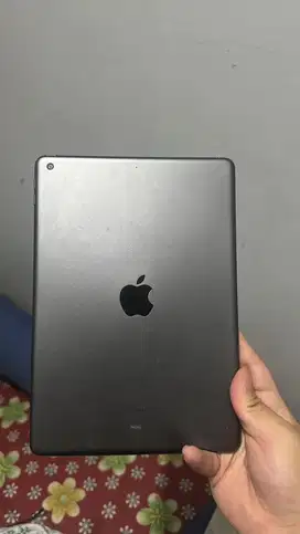 Ipad gen 9 dari ibox ada struk nya
