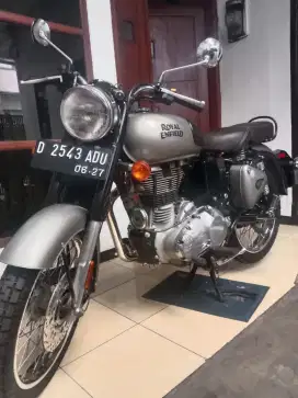 Jl. Royal Enfield 500cc Classic