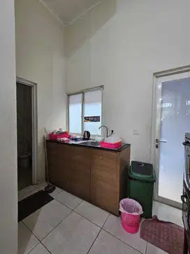 Disewakan Ruko 3 Lantai Alam Sutera Serpong Utara Akses Tol Alsut