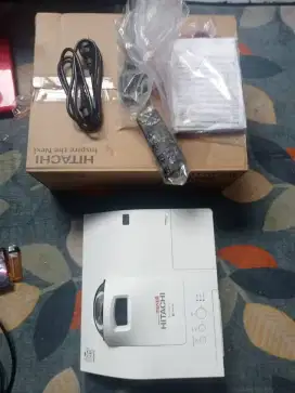 Proyektor Hitachi cp-cx301w