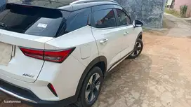 Wuling Alvez 2023 Bensin