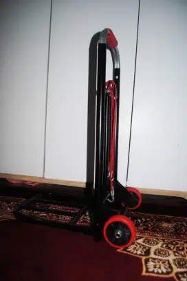 Troli lipat barang