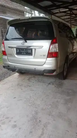 DI JUAL MOBIL INNOVA TAHUN 2012 TYPE V NYAMAN EMPUK