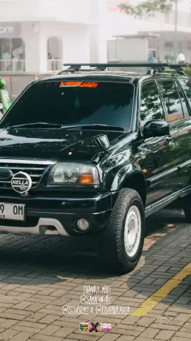 Suzuki Grand escudo 2003 Bensin