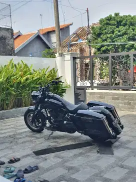 Harley Davidson Electra Glide Ultra Classic 2005 Modif Road King