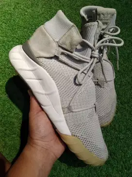 Adidas x tubular