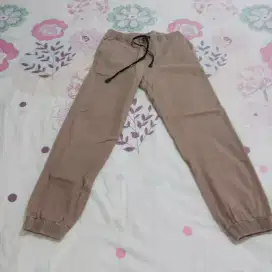 Celana Jogger R2 Pria Coklat Size L