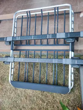 Roof Rack besi ( untuk segala jenis kendaraan )