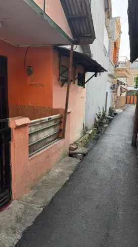 Dikontrakkan Rumah Klender Duren Sawit