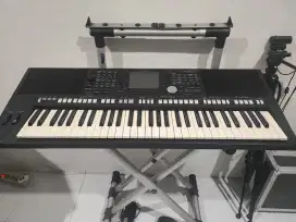 Keyboard yamaha PSR s 950