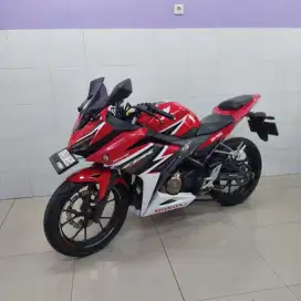 Honda CBR 150R 2019 dp 500ribu